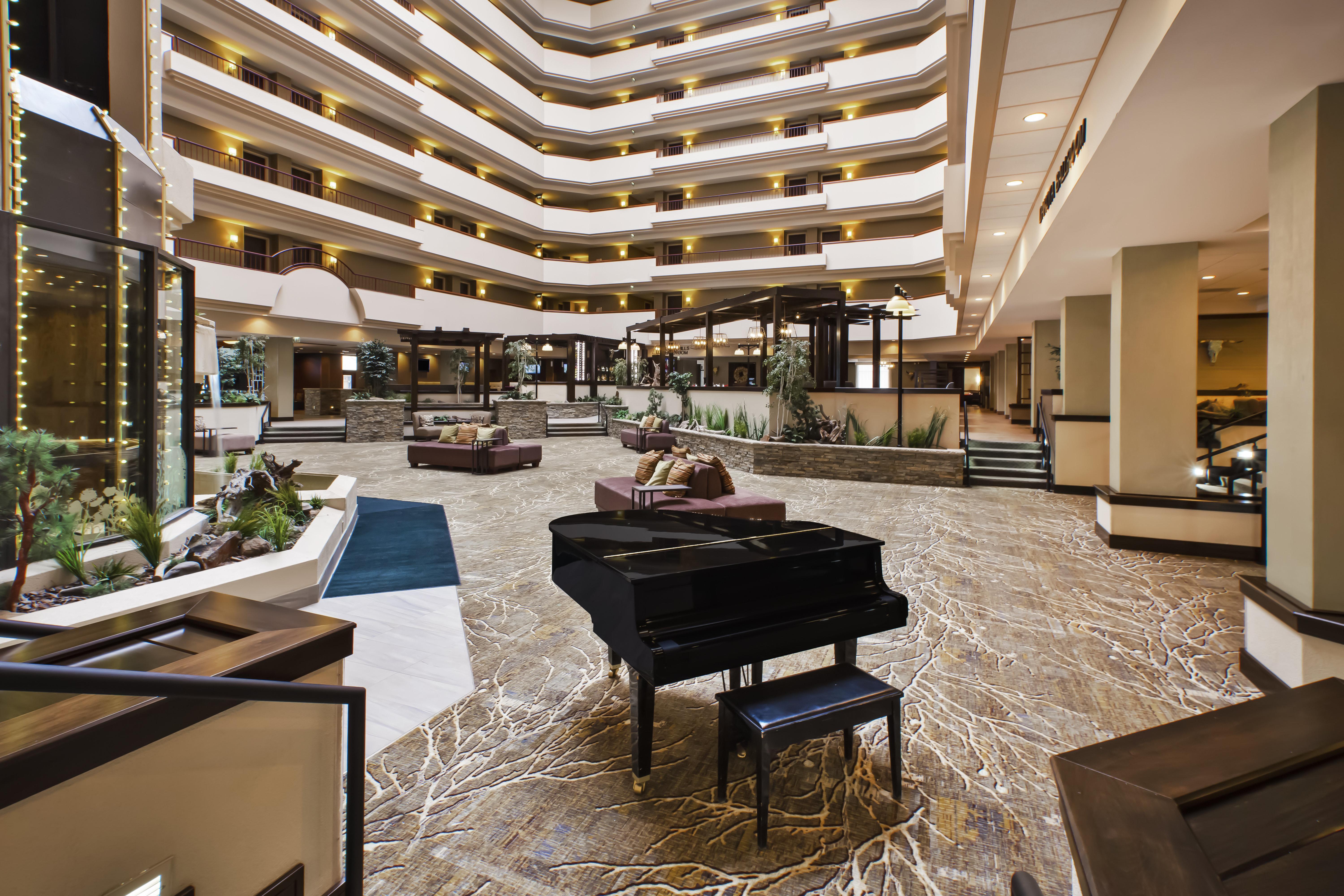 Holiday Inn Rapid City - Rushmore Plaza, An Ihg Hotel Экстерьер фото