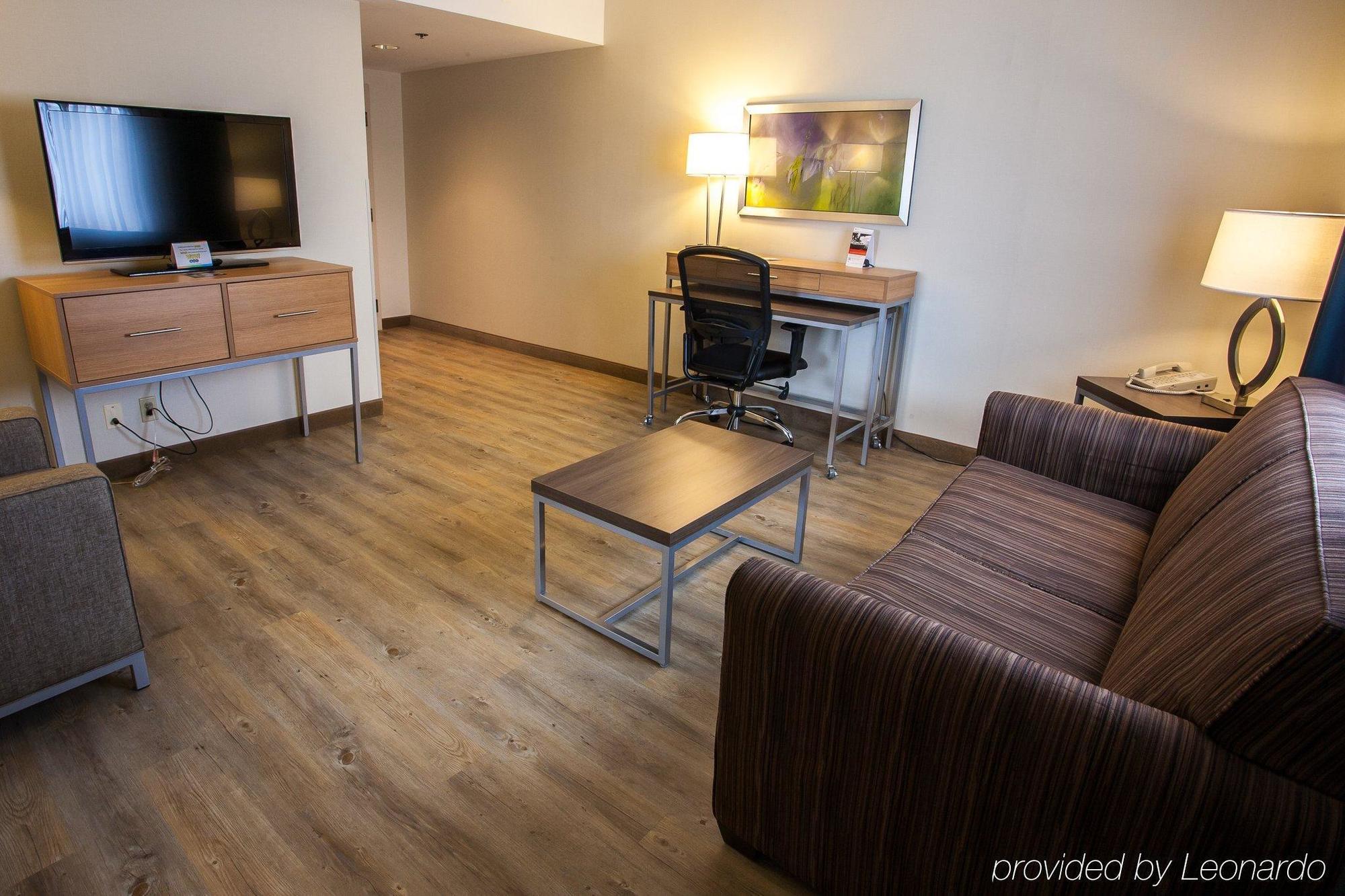 Doubletree By Hilton Rapid City Downtown Convention Center Экстерьер фото